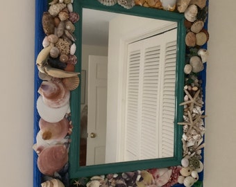 Large Shell Mirror (by apresto)