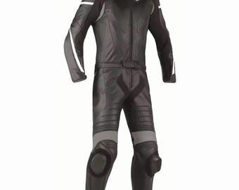 Tuta da motociclista in pelle da uomo, con protezioni CE, due pezzi, ideale come regalo per motociclisti, colore nero e grigio.