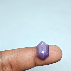 Rubí violeta púrpura, gema suelta hexagonal facetada de 16 x 10 mm / 7,90 ct / Suministros para joyería