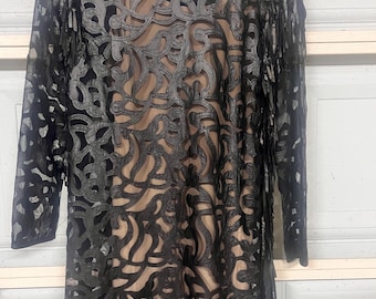 Vestido largo vintage negro con flecos de encaje / Estilo gótico bohemio para festivales con capas