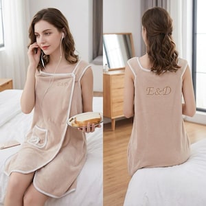 Personalisiertes Frauen Badetuch mit Namen Stickerei, Benutzerdefinierte Mikrofaser Spa Wrap Kleid, Monogramm Duschtuch Robe, Brautjungfer Geschenk