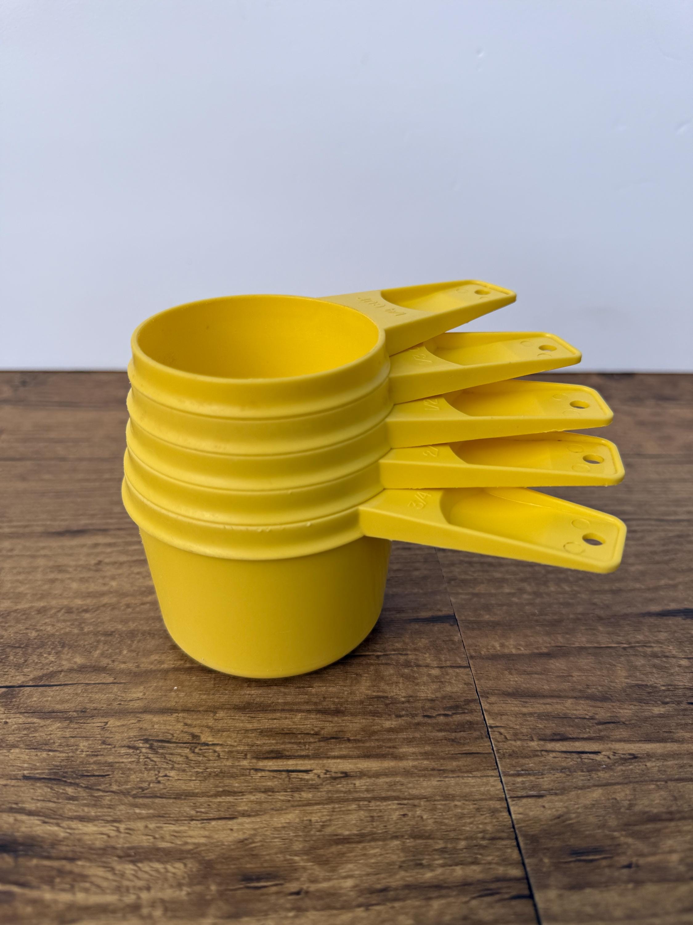 Tupperware 224 - Etsy 日本