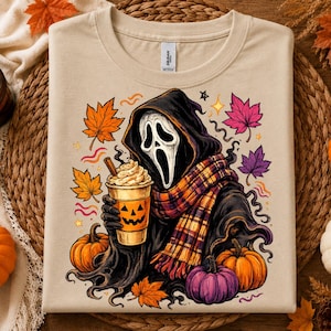 Ghostface Fall Coffee PNG, Design de chemise Halloween Latte, Sublimation de saison effrayante d'automne