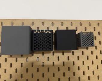 Skadis Aufbewahrungsbox in verschiedenen Größen | Utensilienbox für IKEA Skadis Lochwand | 3D Druck Matt Schwarz Grau Weiß | Made in Germany
