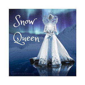 Snow Queen: een bloemige, gastronomische met roos en een heerlijk &#39;sneeuw&#39;-akkoord van witte chocolade, witte amber, witte orris (wortelextract) en witte musk.