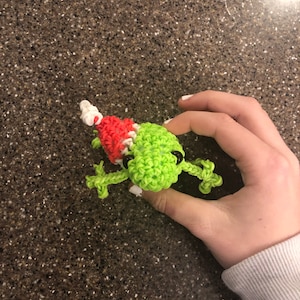 Rainbow Loom Loomigurumi Frog W/ Santa Hat (Rubber Bands)