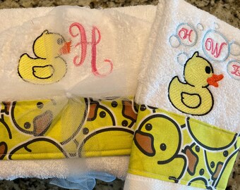 Personalized Hooded Towel & wash cloth, rubber duck