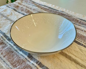 Noritake Fine China - Lorelei (7541) Dessert & Fruit Bowl | Platinum Trim | 4.65" | 1960s-1970s Vintage