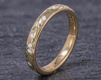 Anillo de boda de oro macizo con esmalte y diseño de lirio del valle, romántico anillo botánico inspirado en la naturaleza.