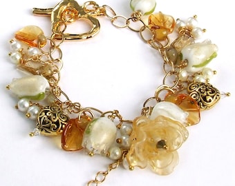 Handmade Lampwork Glass Bracelet, Romantic Floral Bracelet, Cream and Pearl White, Dangle Flowers Bracelet, Made to Order