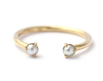 Pearl Wedding Ring, Open Wedding Ring, Seed Pearl Ring, Pearl Engagement Ring, Bohemian Engagement Ring, Delicate Pearl Ring, Horseshoe Ring