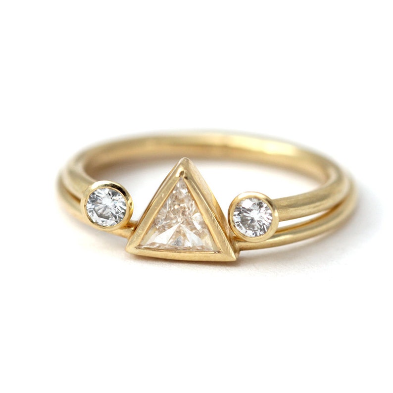 Trillion Diamond Ring Set, Modern Wedding Ring Set, Wedding Band Set, Triangle Ring, Minimalist Engagement Ring, Diamond Wedding Band image 2