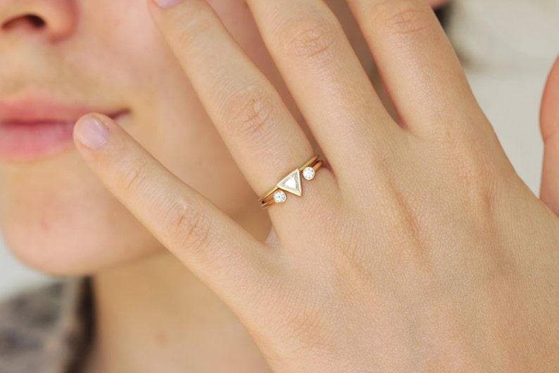 Trillion Diamond Ring Set, Modern Wedding Ring Set, Wedding Band Set, Triangle Ring, Minimalist Engagement Ring, Diamond Wedding Band image 3
