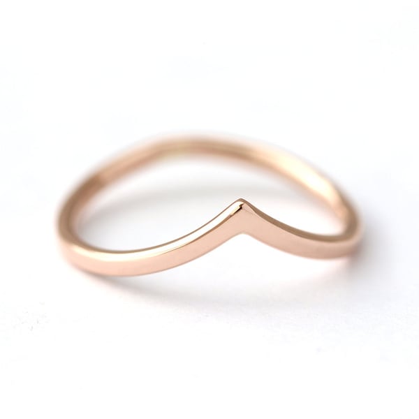 Curved Wedding Band, Rose Gold Band, Delicate Gold Band, Chevron Wedding Ring, Stackable Wedding Ring, Wedding Bands Women, V Shaped Band