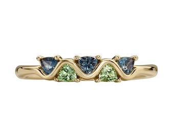 Color Change & Mint Garnet Gold Wave Ring - Flux