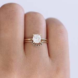 Kissenschliff Diamant Verlobungsring: 18k Gold Solitaire, VS Clarity