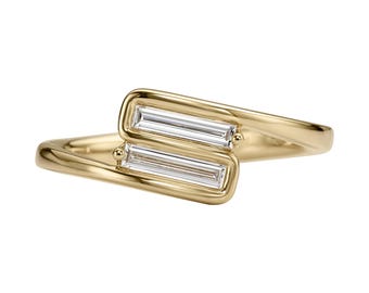 Embrace Toi et Moi Ring with Baguette Diamonds