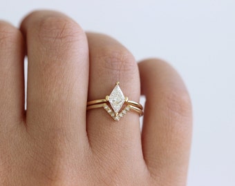 Bridal Diamond Wedding Set, Diamond Rhombus Ring, Modern Engagement Ring, Diamond Wedding Ring, Geometrical Wedding Ring, Curved Ring