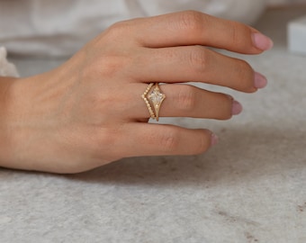 アクセサリー IVXLCDM TRIANGLE RING with DIAMOND IVXLCDM TRIANGLE RING with DIAMOND