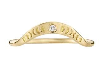 Curved Moon Phase Wedding Band