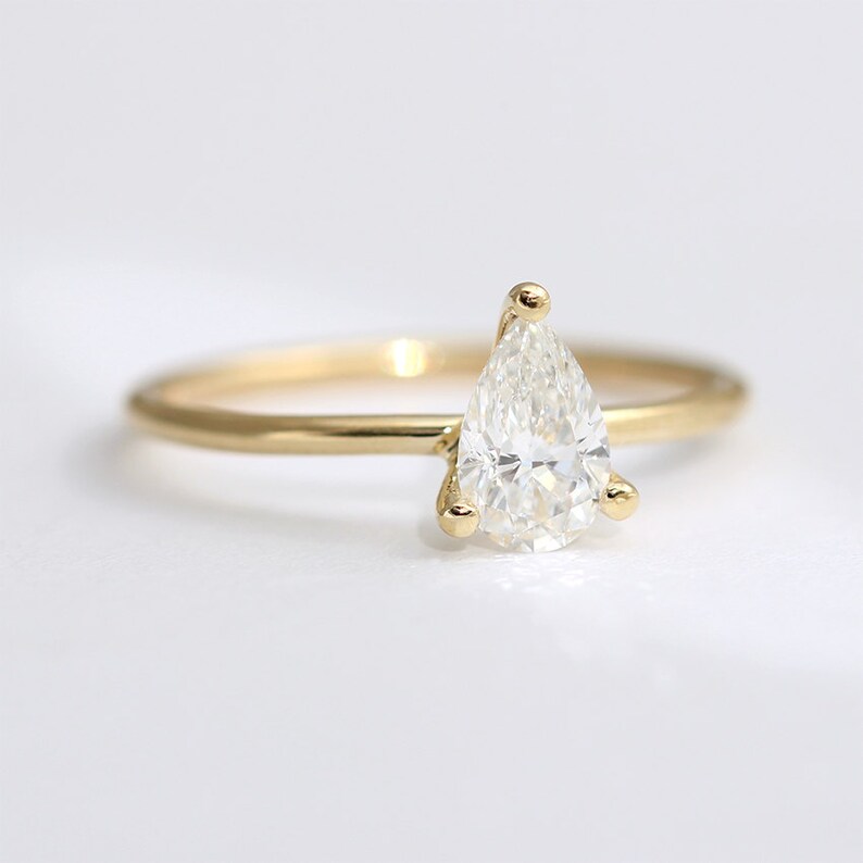 Pear Engagement Ring Colorless Diamond Ring Pear Diamond Etsy