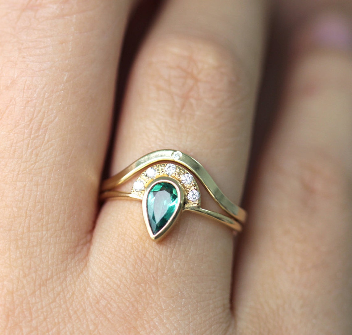 Emerald Engagement Ring Alternative Engagement Ring Diamond Etsy