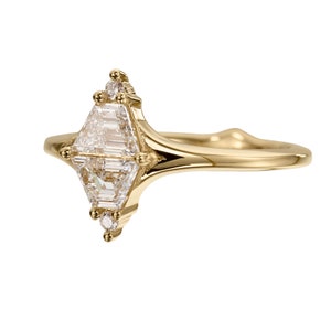 Mirror Trapeze Diamond Engagement Ring