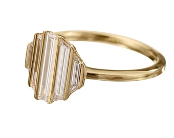 Ripple Baguette & Trapeze Diamond Engagement Ring