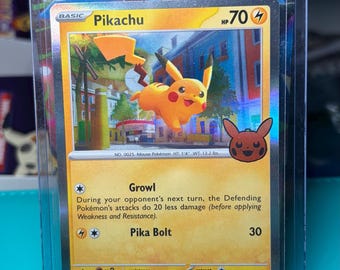 Pikachu (Holo) Trading Card – Trick or Trade 2024