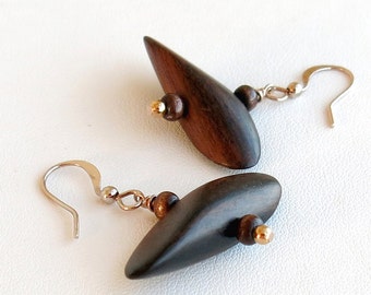 Wood and rose gold-plated earrings