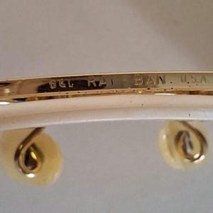 Vintage B&L Ray-Ban Outdoorsman solglasögon – guldfärgade bågar, B-15 linser, 58-14, hängetikett, fodral, tillverkade i USA bild 6