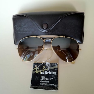 Vintage B&L Ray-Ban Outdoorsman solglasögon – guldfärgade bågar, B-15 linser, 58-14, hängetikett, fodral, tillverkade i USA bild 1