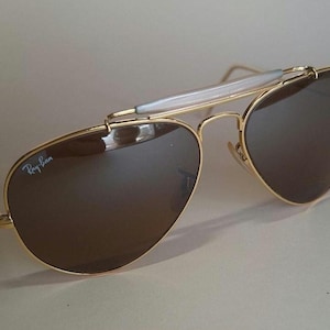 Vintage B&L Ray-Ban Outdoorsman solglasögon – guldfärgade bågar, B-15 linser, 58-14, hängetikett, fodral, tillverkade i USA bild 3
