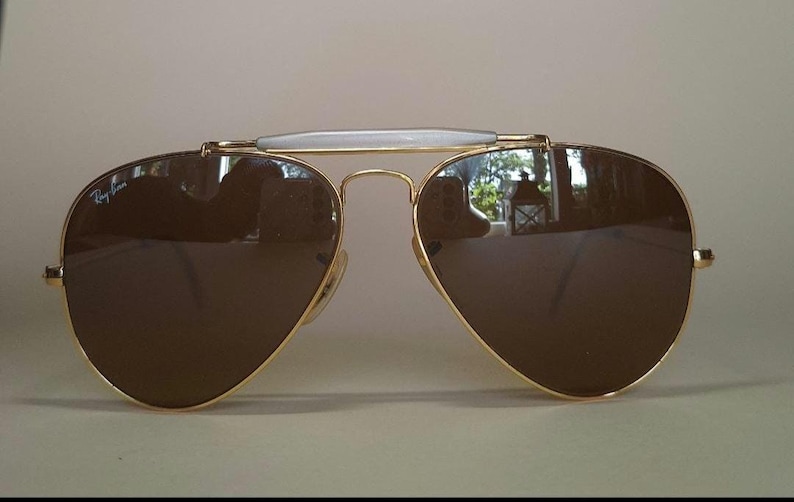 Vintage B&L Ray-Ban Outdoorsman solglasögon – guldfärgade bågar, B-15 linser, 58-14, hängetikett, fodral, tillverkade i USA bild 2