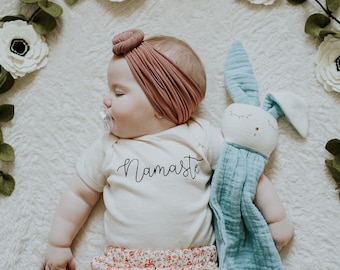 Namaste Bodysuits. Newborn Outfit. Baby Gifts. Bonjour Shirt. Hello Tee. Hello Bodysuit. Namaste shirt for Babies.