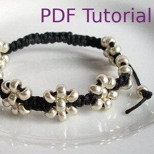 PDF Tutorial Beaded Flowers Square Knot Macrame Bracelet Pattern, Instant Download Macrame Bracelet Tutorial, DIY Seed Bead Bracelet