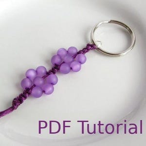 PDF Tutorial Beaded Flowers Square Knot Macrame Keychain Pattern, Instant Download Macrame Beaded Keyring Tutorial, DIY Knotted Keychain