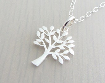 Sterling Silver Tree Charm Necklace, Dainty Silver Tree Pendant, Family Tree Charm Pendant, Tree Necklace, Nature Necklace, Gardeners Gift