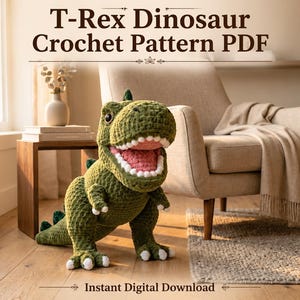 Puede incluir: Un juguete de dinosaurio T-Rex de ganchillo verde con boca rosa, dientes blancos y garras blancas. La imagen incluye el texto T-Rex Dinosaur Crochet Pattern PDF e Instant Digital Download, describiendo un archivo digital para un artículo de peluche.
