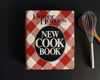 Vintage 1981 Better Homes and Gardens New Cook Book Retro Recipe Cookbook Fourth Printing 1990