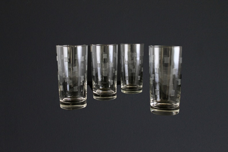 Vintage Libby Windsor Etched Glassware set of 4 Mid Century Highball Tumbler Barware Atomic MCM Cocktail Glasses image 1