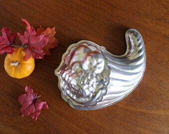 Vintage Cornucopia Gelatin Mold Jello Thanksgiving Aluminum Mold Pan