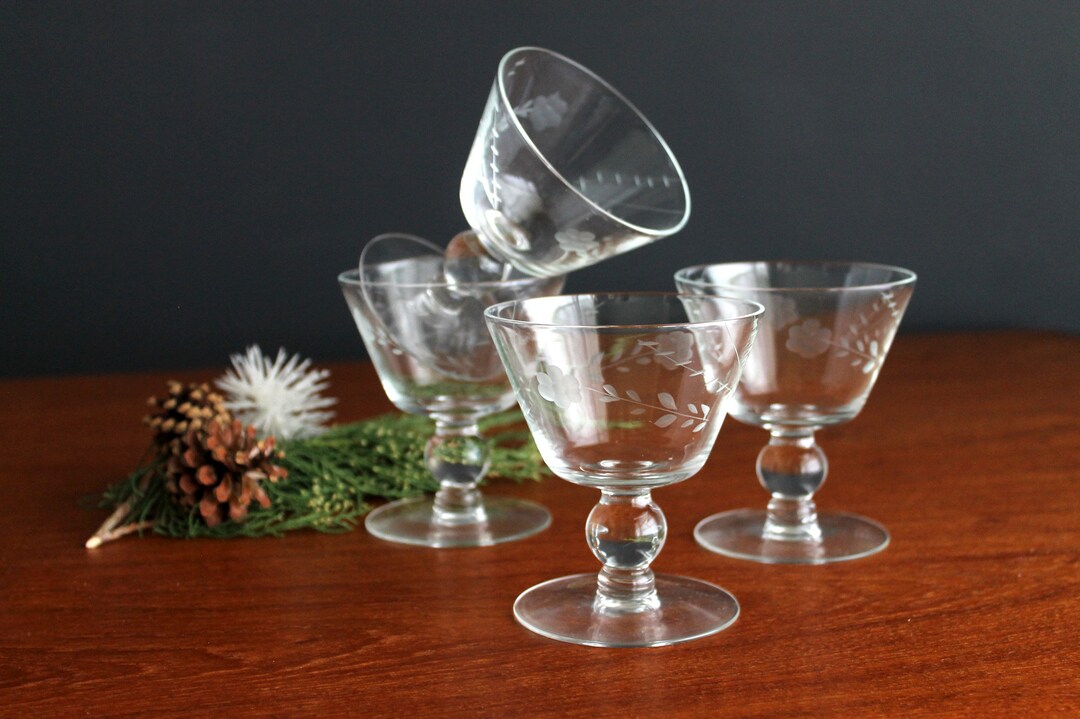 Vintage Cosmopolitan Martini Glassware Set of 4 Mid Century Barware