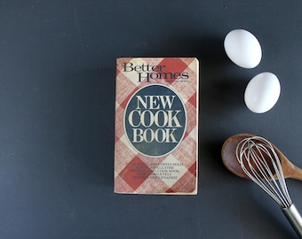 Vintage 1981 Better Homes and Gardens New Cook Book Paperback Retro Recipe Cookbook