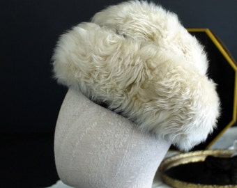 Vintage Ladies Hat Natural Lamb Made In Italy