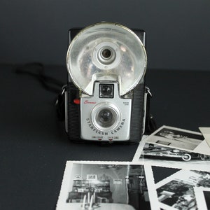 Vintage Kodak Brownie Starflash Retro Mid Century Black Camera image 1