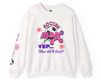 IMG 009 [WM 2026 - HAITI 001] Fußball-Mama Grafik Rundhals-Sweatshirt | Fußball, rosa Schrift, florale Akzente