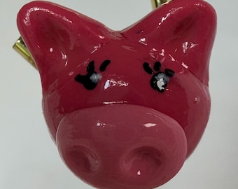 Imán de arcilla polimérica hecho a mano con cara de cerdo – Decoración kawaii de animales de granja para la nevera