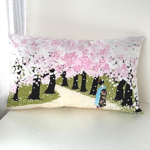 Geisha and the cherry blossom pillow cover, Japanese tenugui fabric throw pillow case, girl in a kimono and the pink Sakura flowers