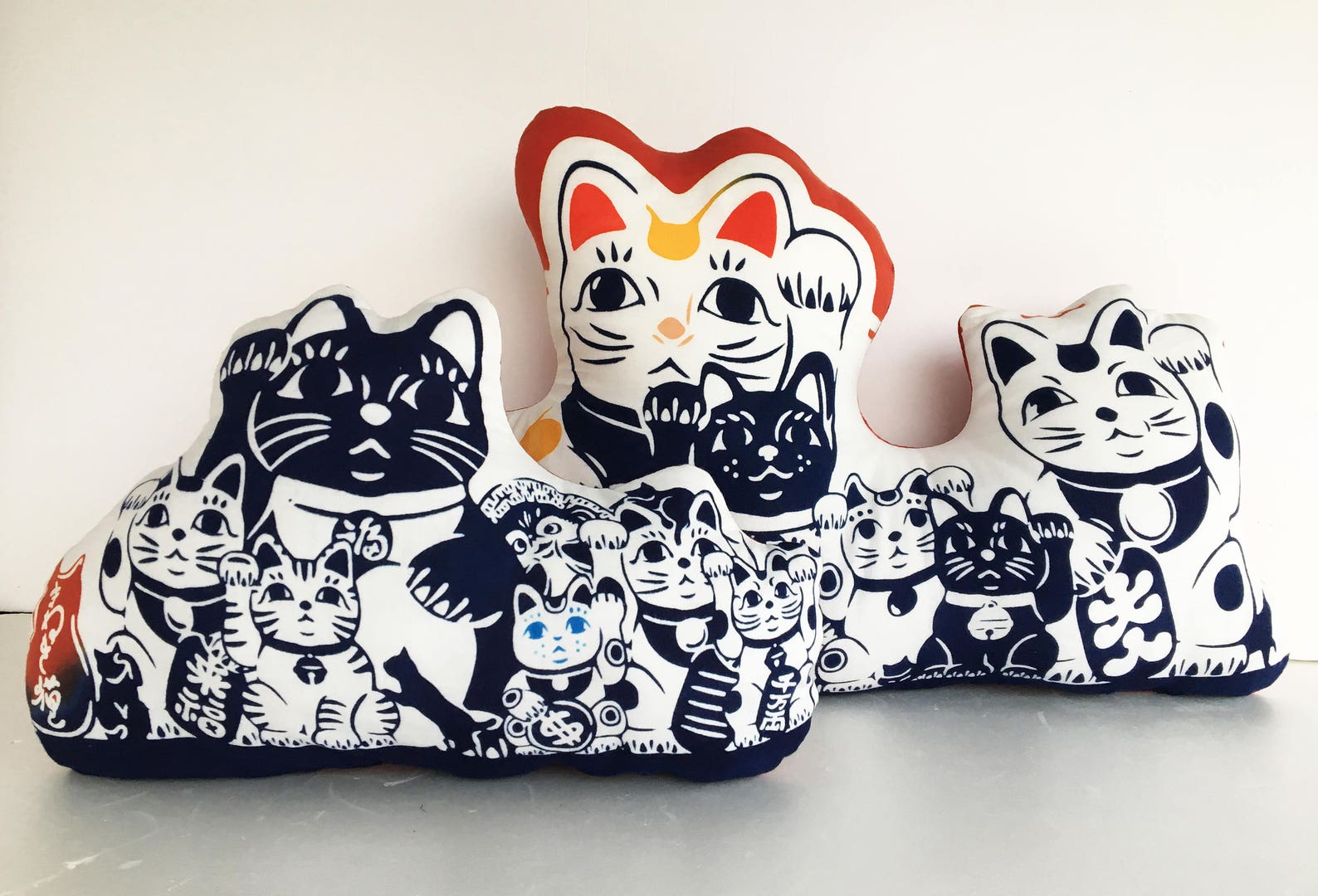 Maneki Neko Cat Throw Pillow Set Lucky Cat Japanese Pillow Etsy